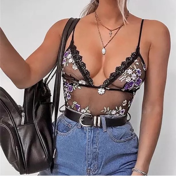 NWT EMBROIDERED FLORAL MESH THONG BODYSUIT BLACK S - Picture 3 of 4